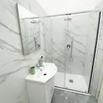 מלון Domus Luigi Leone *