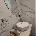 מלון Domus Luigi Leone
