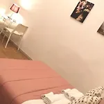 מלון Domus Luigi Leone נאפולי