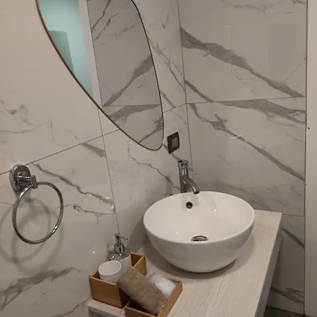 Hotel Domus Luigi Leone
