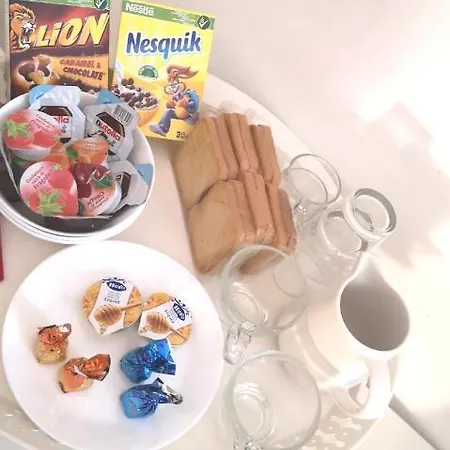 Domus Luigi Leone Неаполь