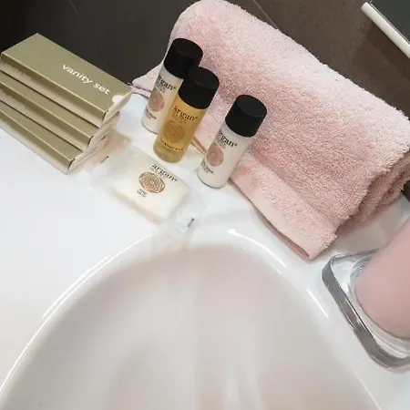 Domus Luigi Leone Неаполь