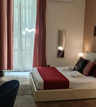 Bed & Breakfast Domus Luigi Leone *