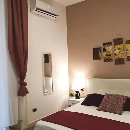 Domus Luigi Leone Bed & Breakfast