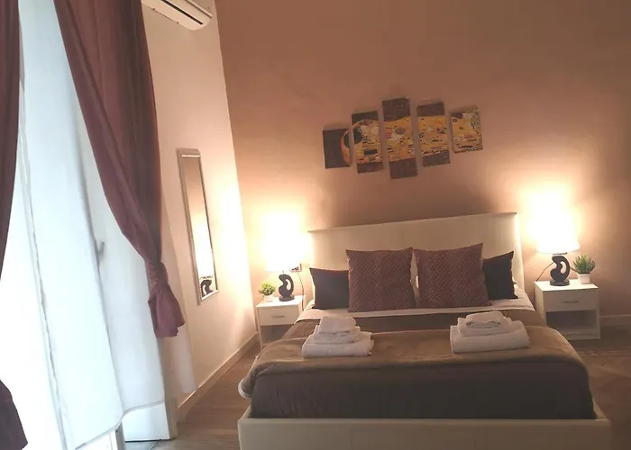 Domus Luigi Leone Hotel